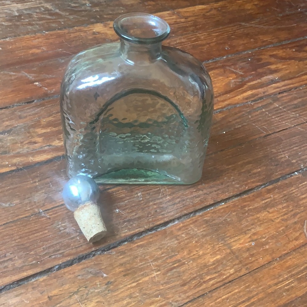 Glass Bottle Decanter - Picture 2 of 4